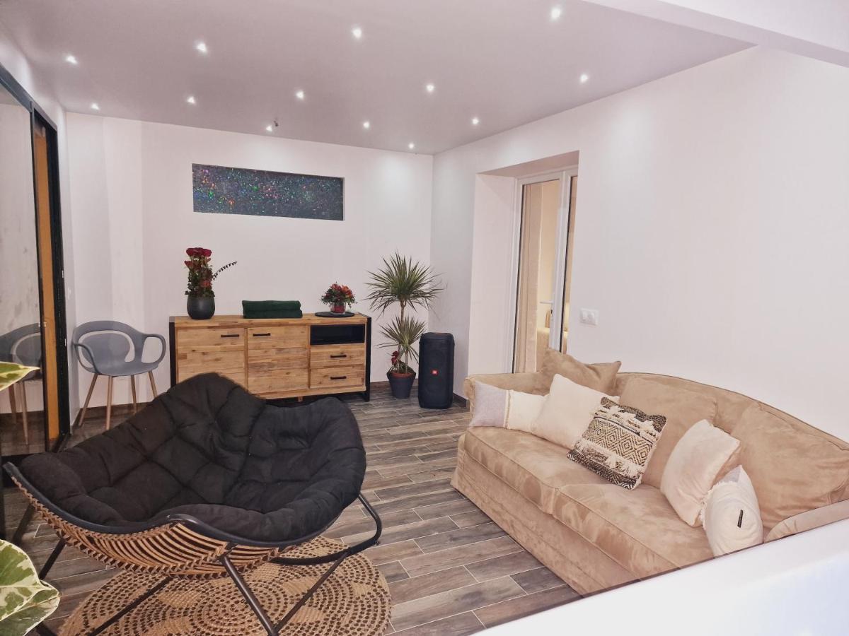 Appartement avec jacuzzi privé à Disney Quincy-Voisins Exterior foto