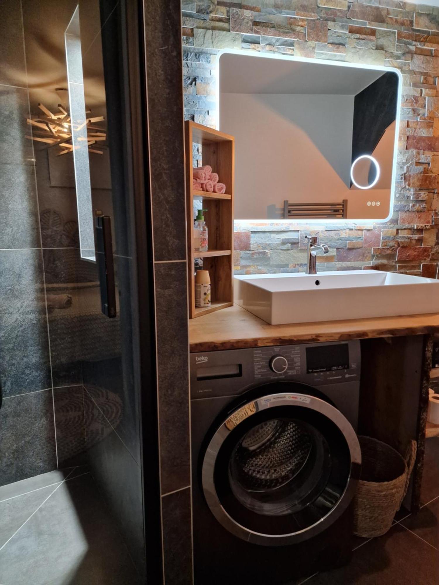 Appartement avec jacuzzi privé à Disney Quincy-Voisins Exterior foto