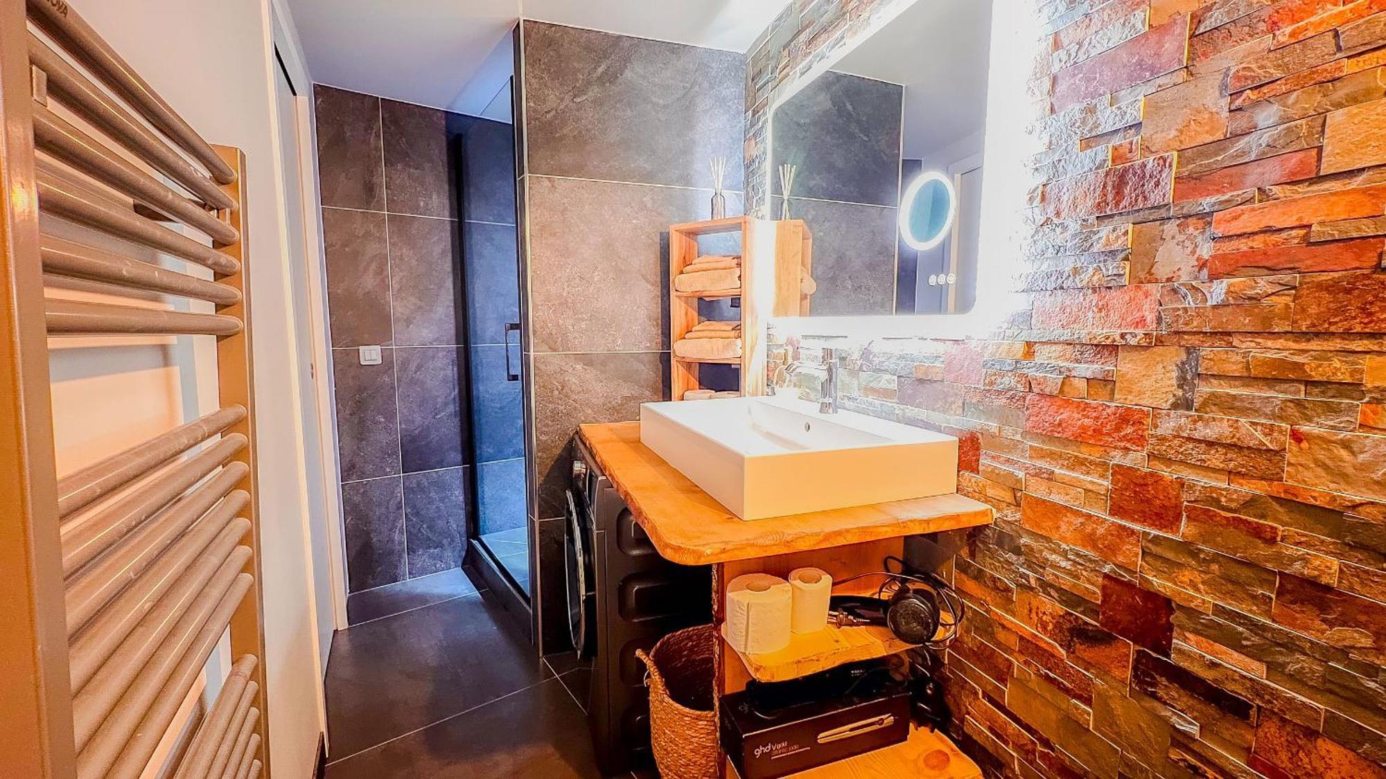Appartement avec jacuzzi privé à Disney Quincy-Voisins Exterior foto